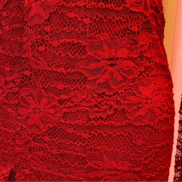 Nightcap Midi Lace dress - NWT - Picture 9 of 9